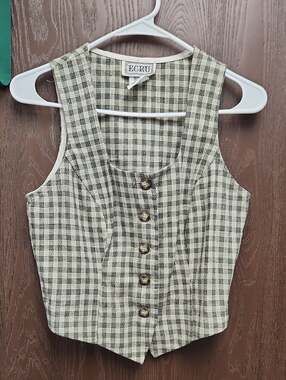 ecru Women's Green Plaid Button-Front Vest